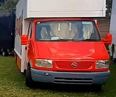 2002 opel movano luton body
