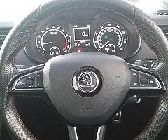 Skoda Octavia VRS 2015 manual 6 speed - Image 7/10