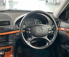 2007 MERCEDES BENZ  E 200 KOMPRESSOR - Image 8/10