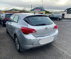 2012 Vauxhall Astra J 1.7 CDTI FOR BREAKING ! - Image 5/5
