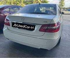 MERCEDES BENZ E250 - Image 3/9