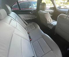 MERCEDES BENZ E250 - Image 8/9