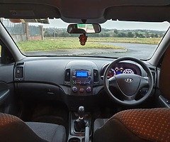 Hyundai i30 diesel **NCT 12-22 - Image 4/6