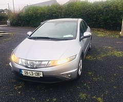 Honda Civic - Image 8/10
