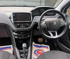 2016 PEUGEOT 208 1.2 PETROL AUTOMATIC WITH ONLY 79,166KM ON THE CLOCK. BEAUTIFUL SMALL CAR IDEAL FOR - Image 6/10