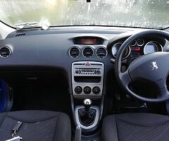 2008 Stunning Azure Blue Peugeot 308 1.4 vti only 88k km - Image 7/10