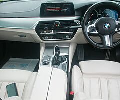 2018 bmw 530 - Image 9/10