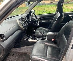 Toyota rav4 xt4 spec
