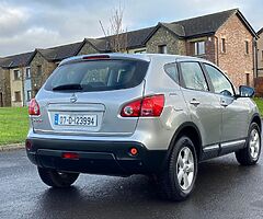 Nissan Qashqai 1.6 Petrol.  2007