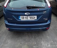 Ford focus breaking