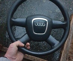 Leather streeing wheel