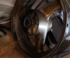 Hornet 600 bits - Image 8/9