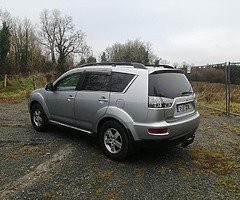 Mitsubishi outlander 2011 sport edition 6 speed - Image 4/7