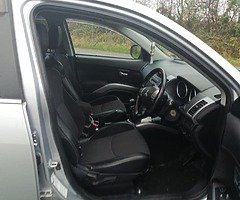 Mitsubishi outlander 2011 sport edition 6 speed - Image 5/7