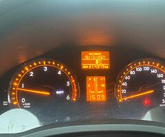 2010 Toyota Avensis - Image 5/6