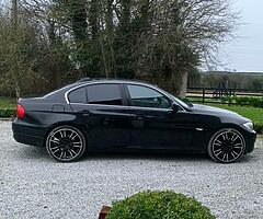 BMW 320d - Image 10/10