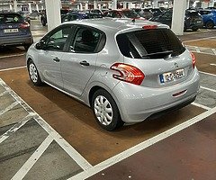 Peugeot 208, 1,4 diesel only 52mil ,  Nct 12/23 tax 06/22 - Image 3/10