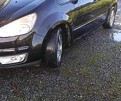 Helo I'm seling my ford galaxy 1.8tdci 
2007 on the clock nearly 200k driving  wheel no NCT or tax. - Image 5/5