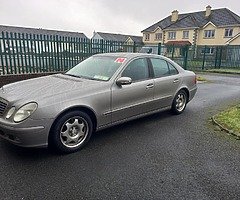 Mercedes E class w211 2003