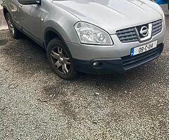Nissan 08 jeep breaking