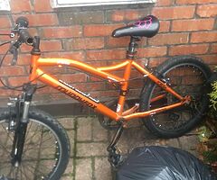 I am selling a bicycle in very good condition… for children price 30 euros
