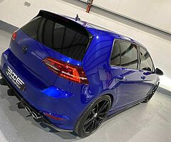 2017 Volkswagen Golf - Image 4/10