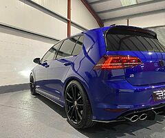 2017 Volkswagen Golf - Image 5/10