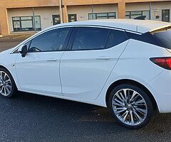 Vauxhall Astra 1.6 Turbo Elite 5DR 200PS S/S High Spec. Warranty 6 months - Image 9/9