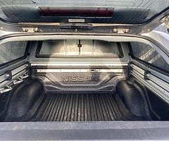 2018 Nissan Navara - Image 4/10