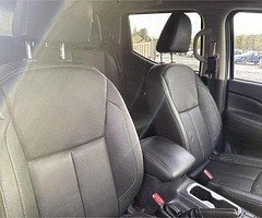 2018 Nissan Navara - Image 6/10