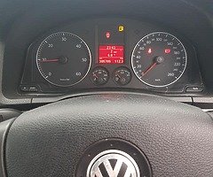 VW JETTA 2009 1.9 TDI - Image 4/5