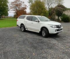 ￼ Mitsubishi L200 warrior