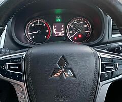 ￼ Mitsubishi L200 warrior - Image 5/8