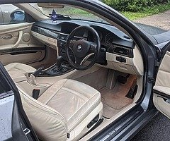 BMW 325i - Image 6/6