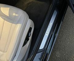 2018 BMW 530e SE - Image 5/8