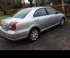 2008 toyota avensis