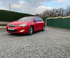 Opel Astra J SRI *112,000km*