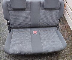 VW Caddy seats
