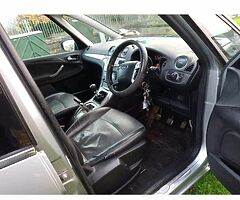 For sale good driving Family car no problems NCT till after Christmas￼ Interested in doing a swap - Image 4/10
