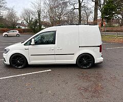 2018 Volkswagen Caddy - Image 5/10