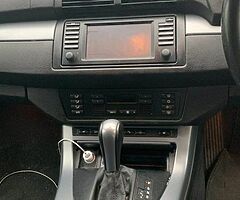 BMW X5 - Image 7/8
