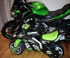 Kawasaki Motocykl - Image 4/6