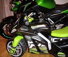 Kawasaki Motocykl - Image 5/6