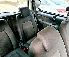 For Sale Ford Galaxy 7 seater Manual 6 speeds - Image 7/10
