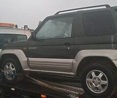 1995 Mitsubishi Pajero Junior Green