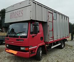 Horse Lorry - Image 3/9