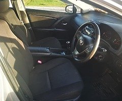 Toyota Avensis - Image 6/10