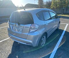 Honda Fit HYBRID NO OFFERS OR BITTERS - Image 9/10
