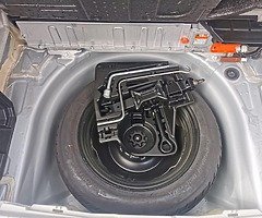 Toyota prius - Image 3/7