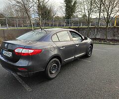 Renault fluence 2011 - Image 4/10